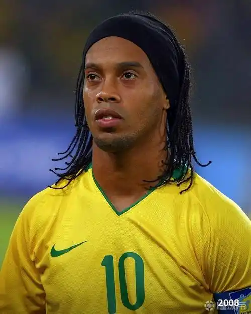 右后卫本杰 右后卫本杰