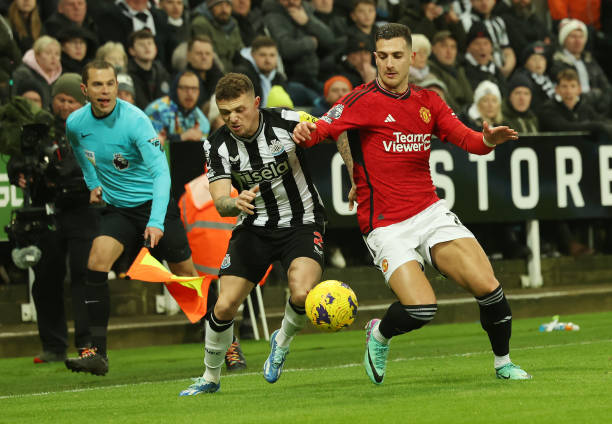 中的地位 中的地位