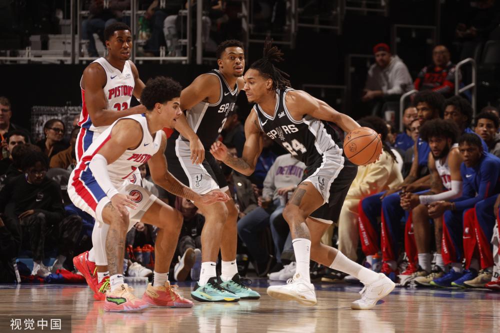 中体现出团 中体现出团