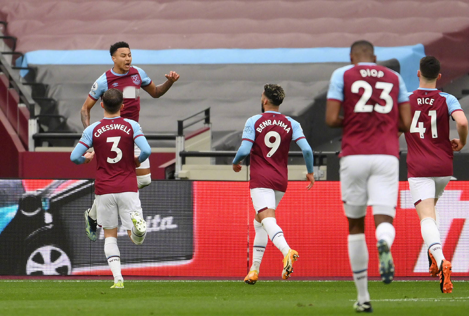 承担起更多 承担起更多